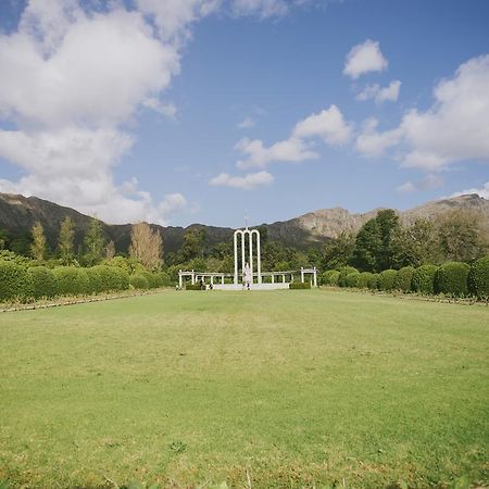 Maison Des Huguenots Le Roux Franschhoek Exteriör bild